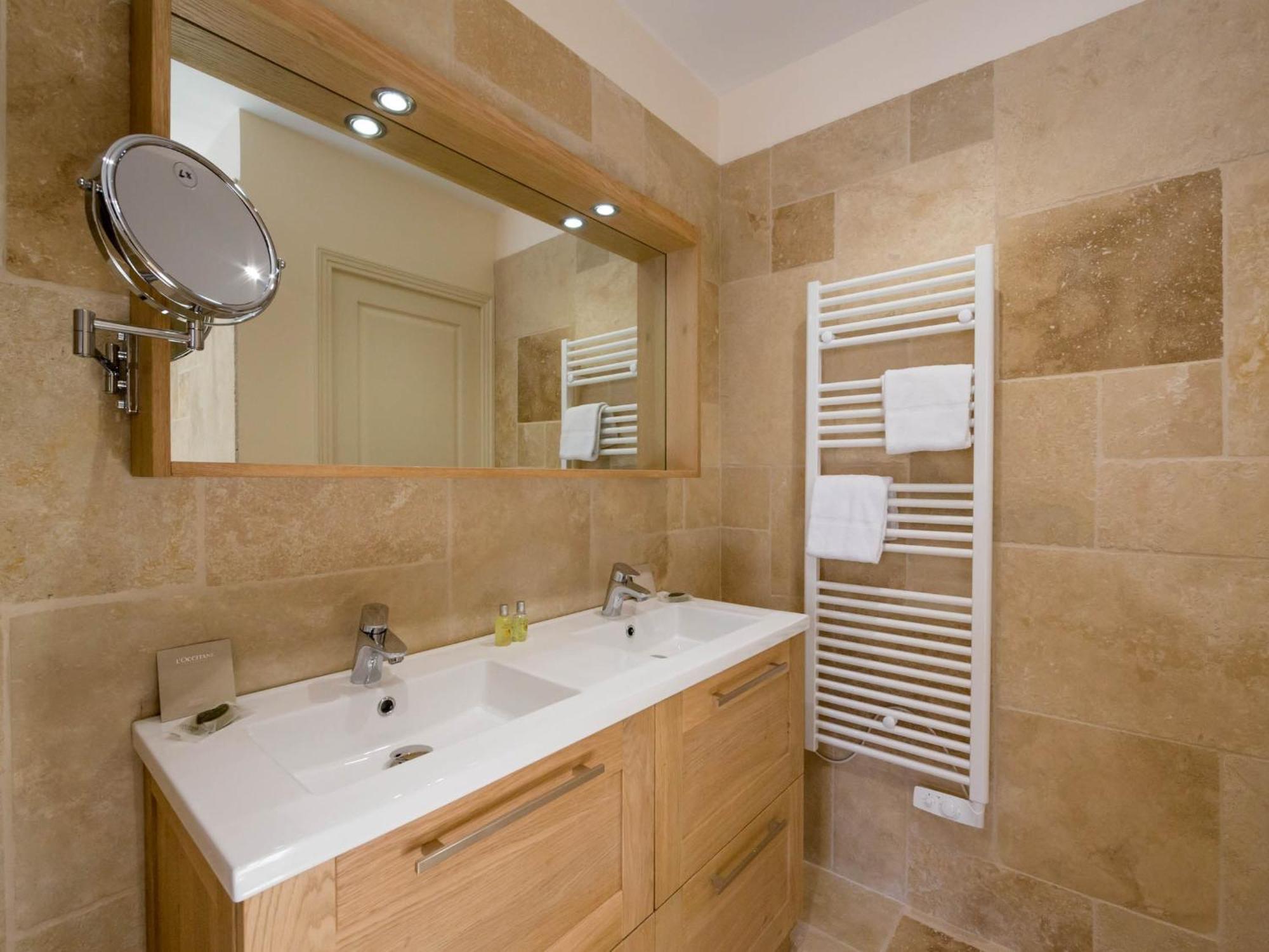 Le Cara Omael 2D Apartamento Beaune  Quarto foto